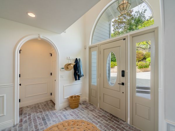 Santa Barbara Vacation Rental 4 Bedroom Walk to Beach