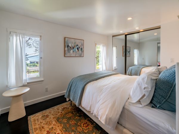 Santa Barbara Vacation Rental 4 Bedroom Walk to Beach