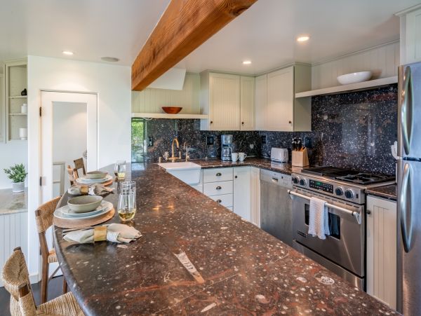 Santa Barbara Vacation Rental 4 Bedroom Walk to Beach
