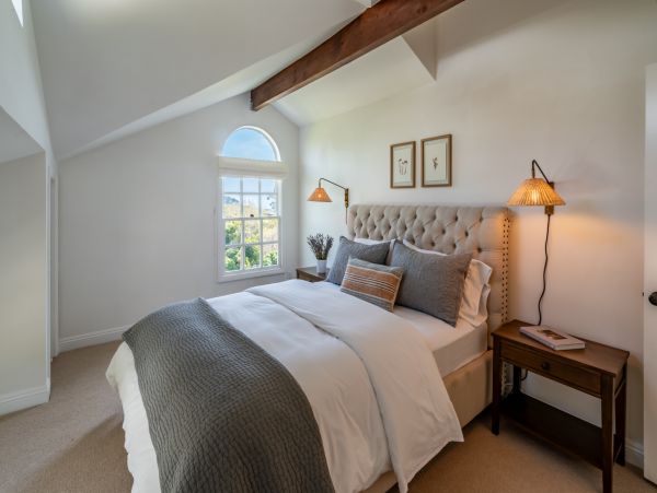 Santa Barbara Vacation Rental 4 Bedroom Walk to Beach