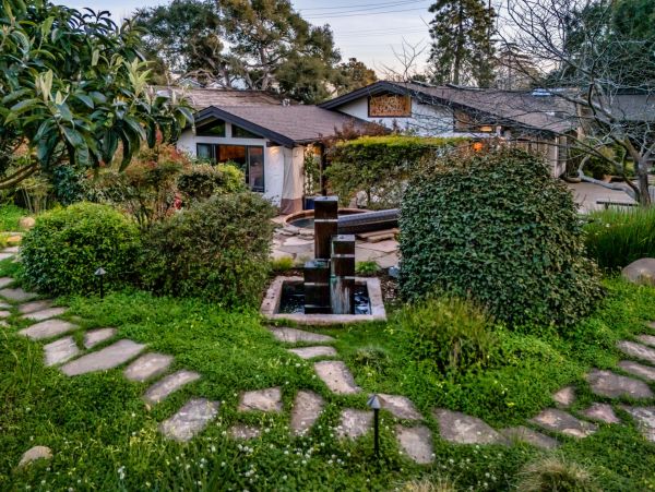 Santa Barbara Mountain Retreat with Pool and Jacuzzi