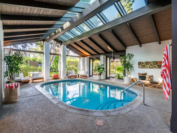 Santa Barbara Mountain Retreat with Pool and Jacuzzi