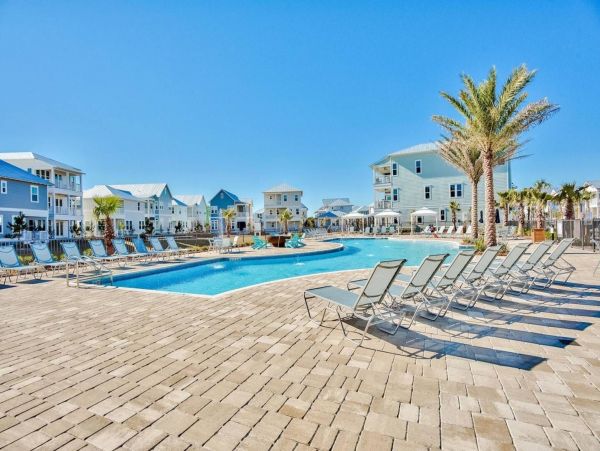 Luxurious Alys Beach Rental with Pools and Balconies