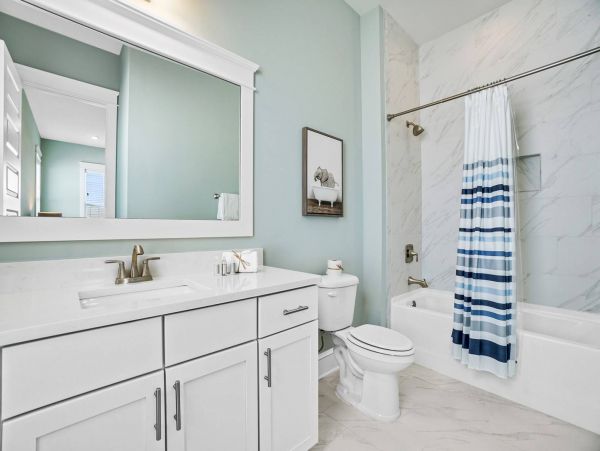 Luxurious Alys Beach Rental with Pools and Balconies
