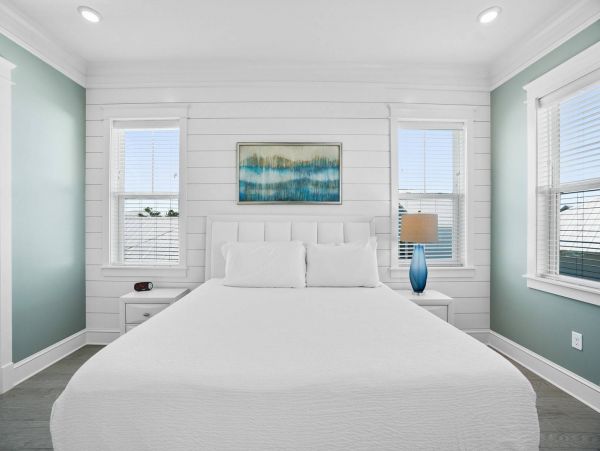 Luxurious Alys Beach Rental with Pools and Balconies