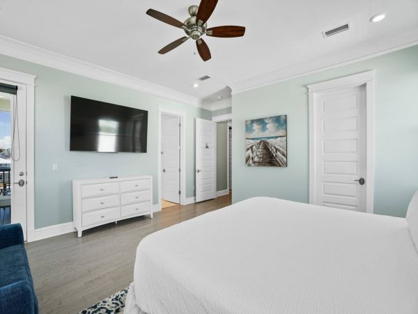 Luxurious Alys Beach Rental with Pools and Balconies