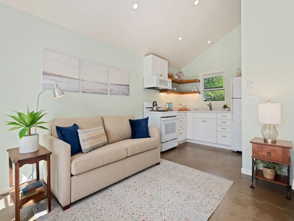 Luxury Vacation Rental in Montecito Walk to the Beach