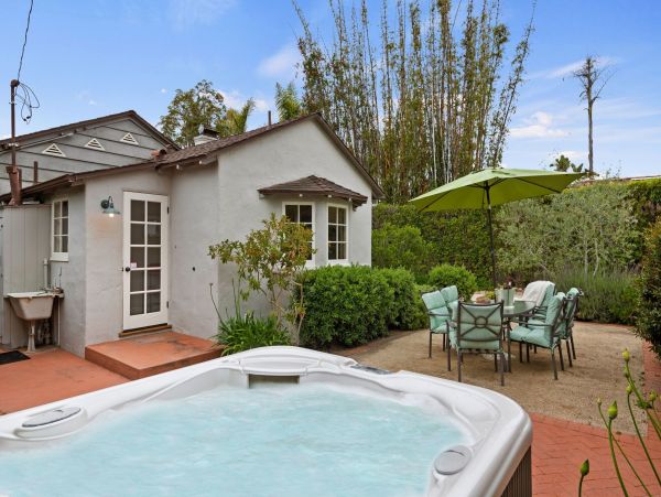 Luxury Vacation Rental in Montecito Walk to the Beach