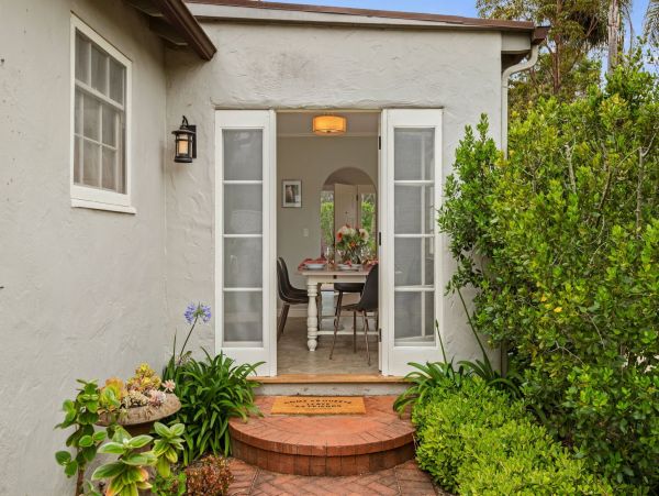 Luxury Vacation Rental in Montecito Walk to the Beach