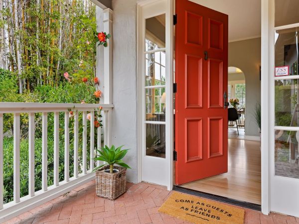 Luxury Vacation Rental in Montecito Walk to the Beach