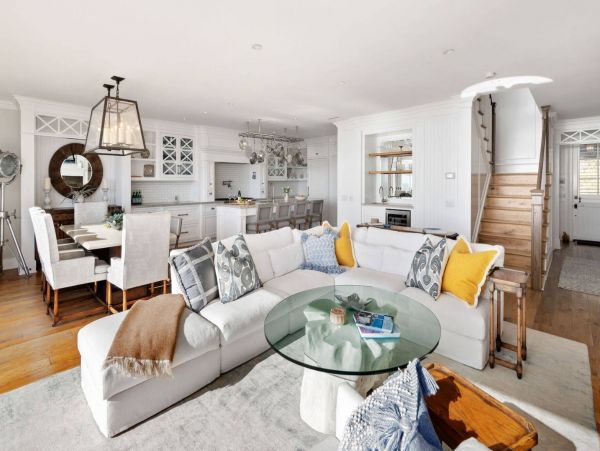Three Bedroom Oceanfront Vacation Rental in Ventura