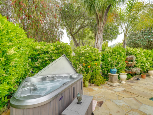 Beautiful 3-Bdm Vacation Home with Private Pool in Santa Barbara CA