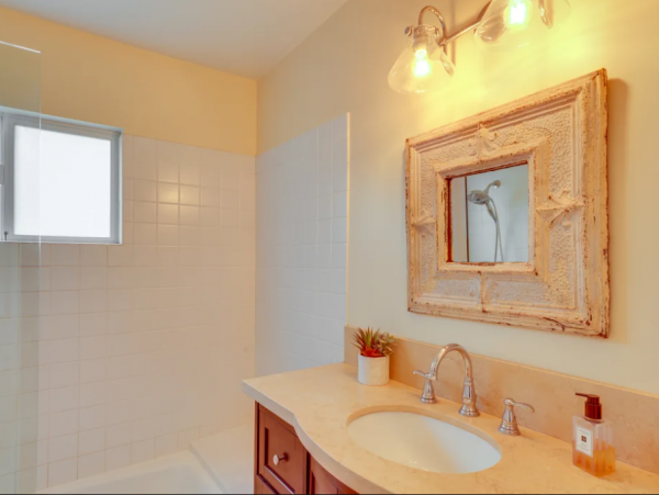 Beautiful 3-Bdm Vacation Home with Private Pool in Santa Barbara CA