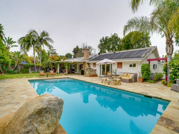 Beautiful 3-Bdm Vacation Home with Private Pool in Santa Barbara CA