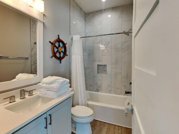 Gulf Views Walk to Beach 6BR Home with Pool