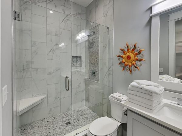 Gulf Views Walk to Beach 6BR Home with Pool