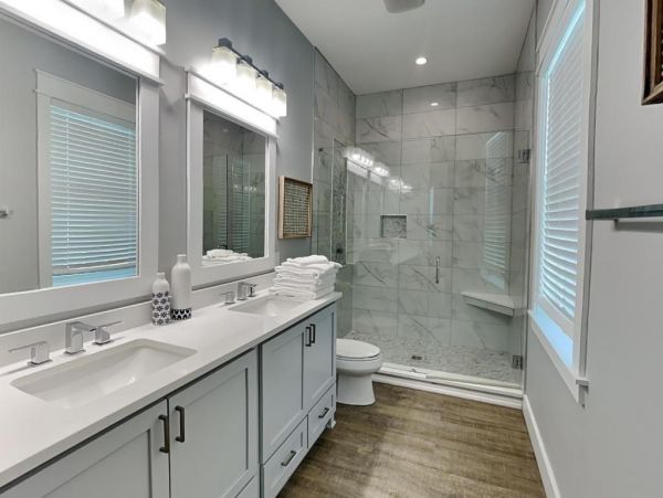 Gulf Views Walk to Beach 6BR Home with Pool