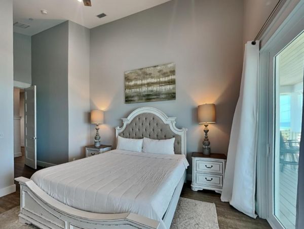 Gulf Views Walk to Beach 6BR Home with Pool