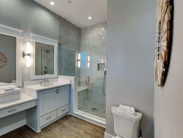 Gulf Views Walk to Beach 6BR Home with Pool