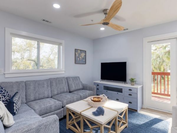 Stuning Eight Bedroom Rental Getaway in Hilton Head