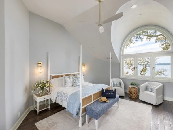 Stuning Eight Bedroom Rental Getaway in Hilton Head