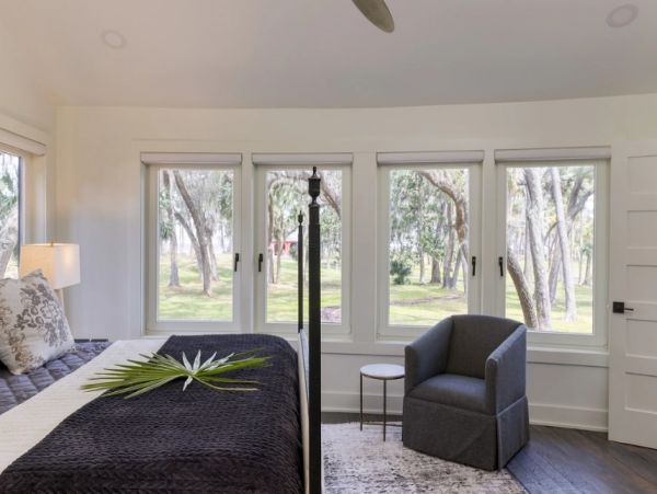 Stuning Eight Bedroom Rental Getaway in Hilton Head