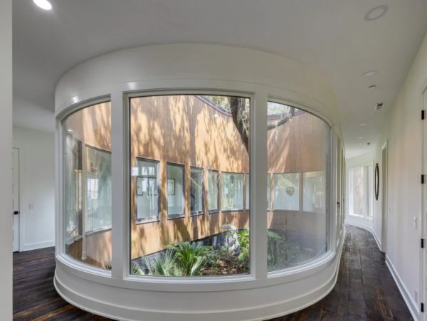 Stuning Eight Bedroom Rental Getaway in Hilton Head