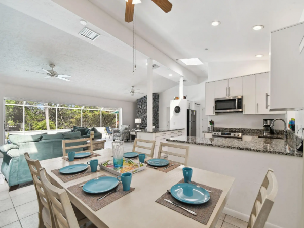 Luxurious Siesta Key Pool Home Near Beach & Village