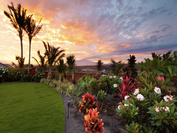 New Addition to the Luxury Hawaii Vacation Villa Market Main & Guest House