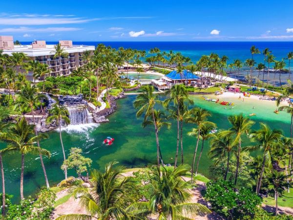 New Addition to the Luxury Hawaii Vacation Villa Market Main & Guest House