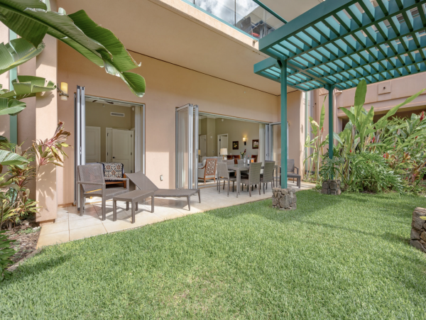 Exceptional Luxury Three Bedroom Walk Out Villa in Kaanapali