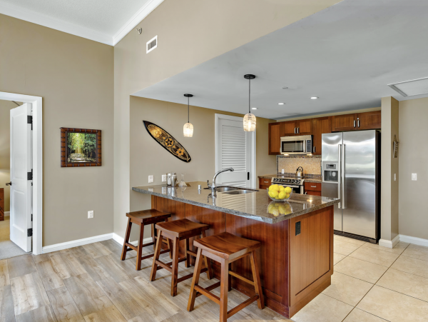 Exceptional Luxury Three Bedroom Walk Out Villa in Kaanapali