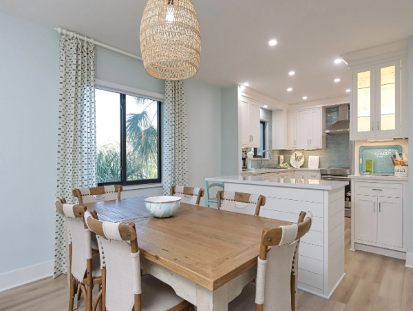 Lovely Sanibel Vacation Condo with Ocean Views