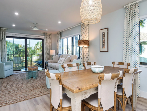 Lovely Sanibel Vacation Condo with Ocean Views