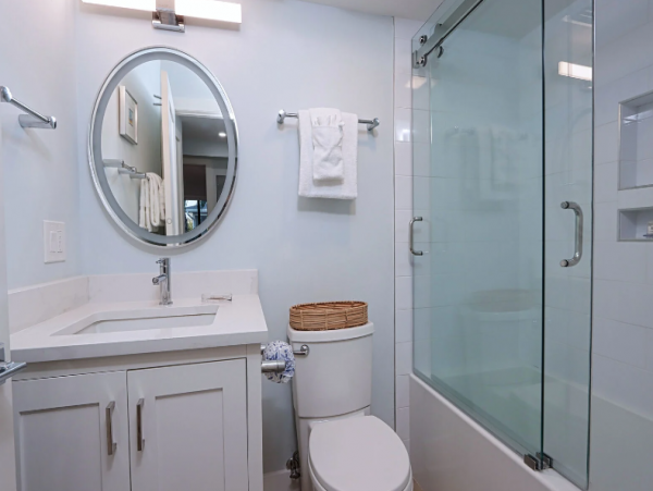Lovely Sanibel Vacation Condo with Ocean Views