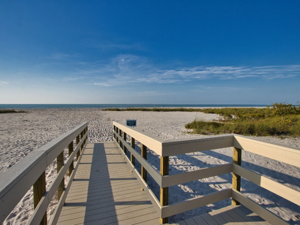 Lovely Sanibel Vacation Condo with Ocean Views