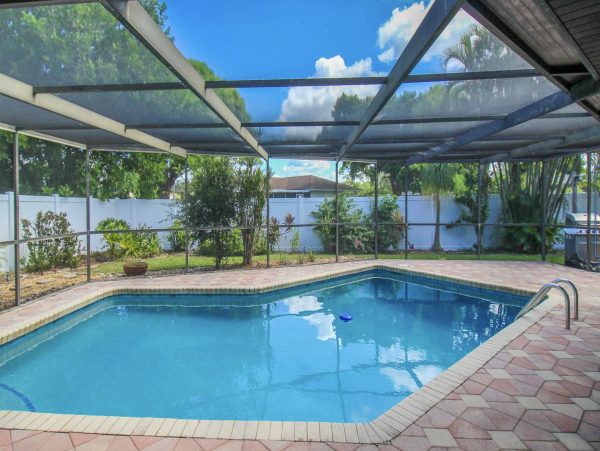 West Bradenton Getaway!