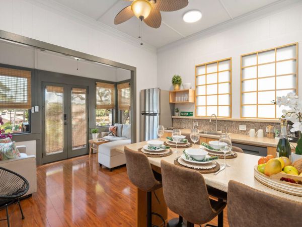 Wailuku Vacation Rental: 3 Beds, Tropical Courtyard, Close to Beaches