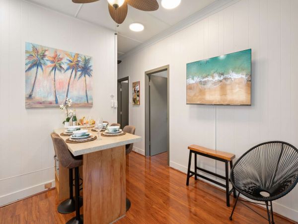 Wailuku Vacation Rental: 3 Beds, Tropical Courtyard, Close to Beaches