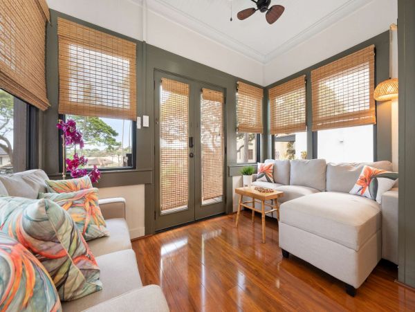 Wailuku Vacation Rental: 3 Beds, Tropical Courtyard, Close to Beaches