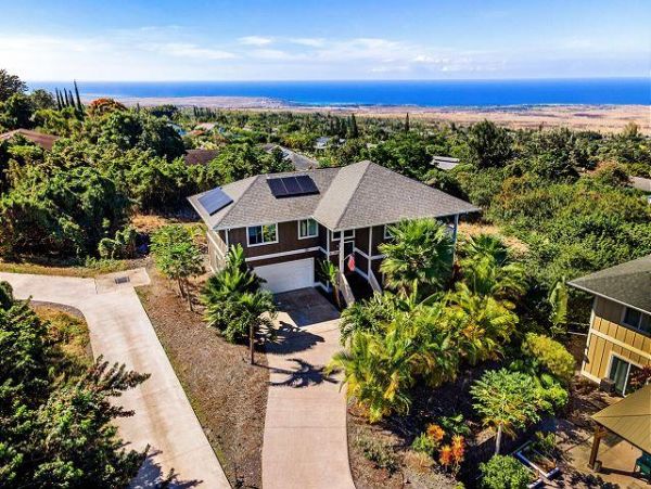 Kailua-Kona Ocean View Three Bedroom Vacation Rental Home