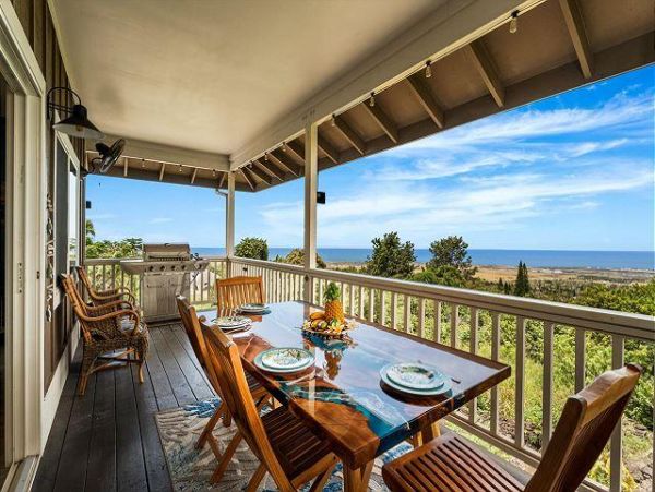 Kailua-Kona Ocean View Three Bedroom Vacation Rental Home