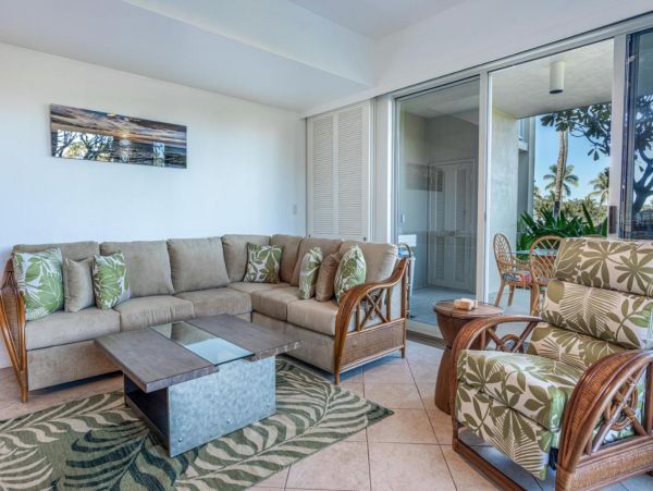Ground-Floor Vacation Rental with 2 Bedrooms