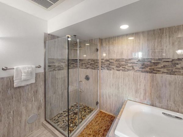 Ground-Floor Vacation Rental with 2 Bedrooms