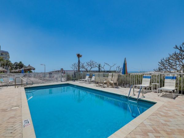Beachfront Two Bedroom Vacation Rental Condo in Indian Shores