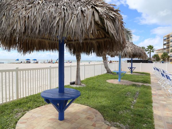 Madeira Beach Condo: Gulf Views and Prime Location