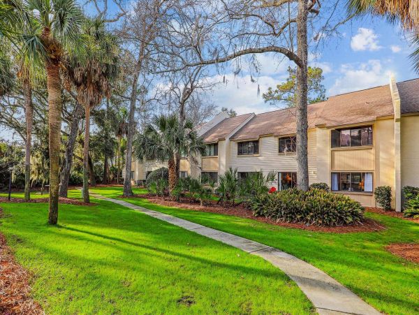 Hilton Head Two Bedroom Walk to Beach Vacation Rental