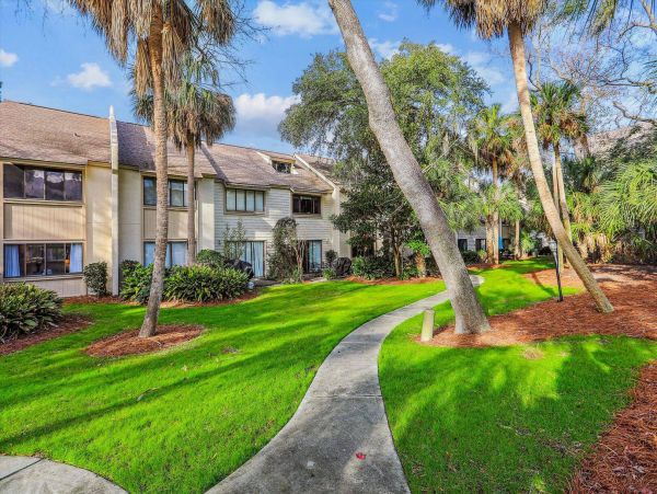 Hilton Head Two Bedroom Walk to Beach Vacation Rental