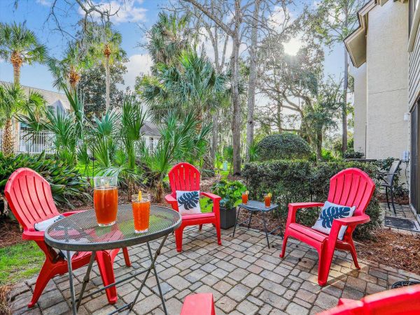 Hilton Head Two Bedroom Walk to Beach Vacation Rental