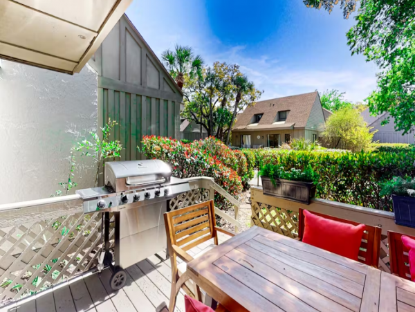 Relax at Hilton Head Island Condo Near Golf Courses